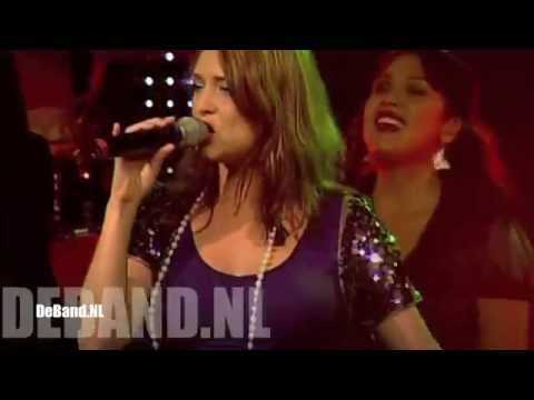 coverband - DeBand.NL Dance Classics Gold Medley: Relight my fire, Shake your body to the ground, Heaven must me missing an angel, Blame it on the boogie, Dance across t...