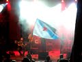 llan de cubel en la carballeira de zas, tocando el tema 
