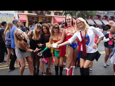 Hot Cosplay Girls Comic Con 2014 Sexy LVVV Event SDCC Costume #throughglass