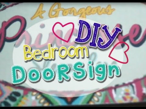 how to decorate your bedroom door