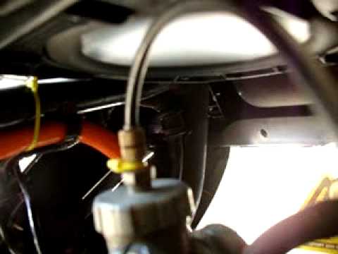 how to change oil nouvo z