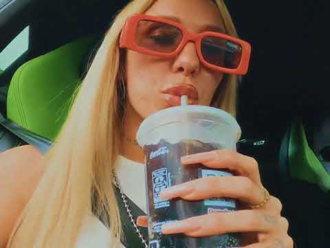 Ovy On The Drums, La Joaqui “Turra y bandida”