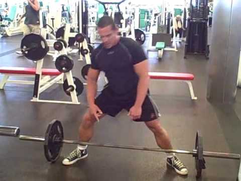 how to perform the deadlift