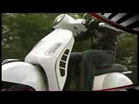 Vespa GTS 300 Super Official Video