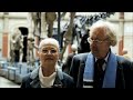 Dinosaurier - Gegen uns seht ihr alt aus - Video: "Dinosaurier - Gegen uns seht ihr alt aus!" Erster Trailer in HD" (YouTube)