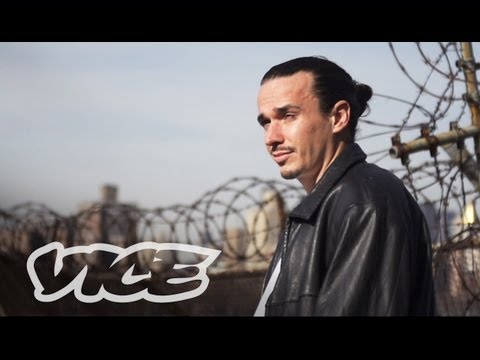 out - Bert has been in and out of prison for his entire adult life for petty drug offenses. While trying to stay within the law, Bert finds that he might not be ab...