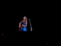 taylor swift stands in awe of madison square garden. 8/27/09