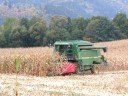 John Deere 2266
