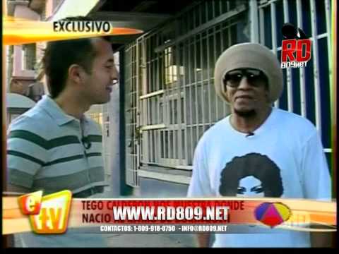 Tego Calderon Muestra Humildemente Su Barrio