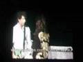 videos de JOE JONAS SINGS TO LITTLE GIRL&DEMI'S PRANK AGAINST JB(: