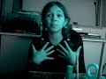 Demi (10jr) zingt 'Zingen is leven'
