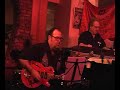 jon hammond band with the most diverse age group quartet: from age 20 (brett ryan) to 60+ (tootsie bean) with guitarist matt smith and jon in between! veteran drummer tootsie bean kicking the group playing an organ blues with texan guitar wiz matt smith and young talented brett ryan on alto sax at new york jazz club/restaurant cleopatra's needle. camera: jennifer enjoy! jon's site: http://www.hammondcast.com c)2006