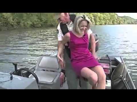 embarrassing - Fail compilation. Embarrass moments Facebook http://www.facebook.com/pages/Thereeemiiixxx/136079399878710.