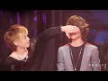 091202 Jonghyun covering Minho's Eyes + Wink