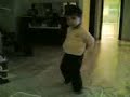 emre ibonun taklidini yap?yor 2,5yas?ndayken