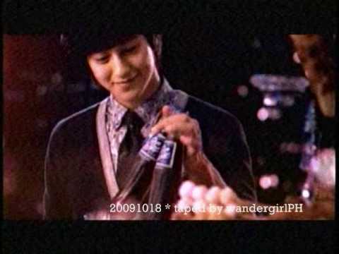 RC Cola - 20091018 CF premiere on TV RC COLA Kim Bum and Maja Salvador no copyright infringement intended. I just taped this from Tv to share with fans of Kim Bum :)