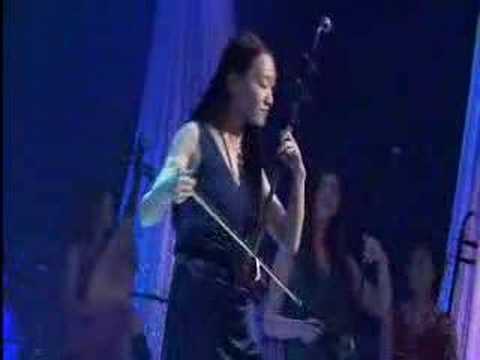 12 girls band New Classicism