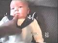 videos de Baby Stevan On Sofa.wmv