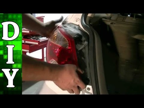 How to Remove and Replace a Brake Light Bulb   03-06 Mitsubishi Outlander