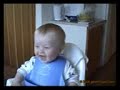 bebe loco de risa - videos graciosos.3gp