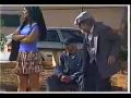 Abuelo levanta faldas.mp4