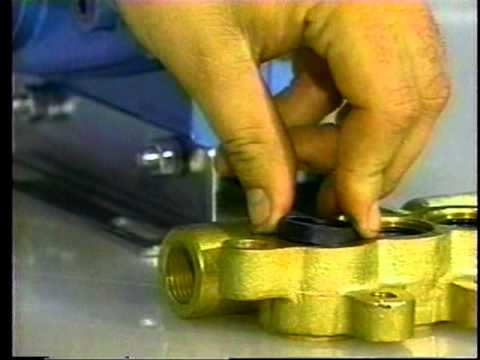 how to rebuild pump on pressure washer