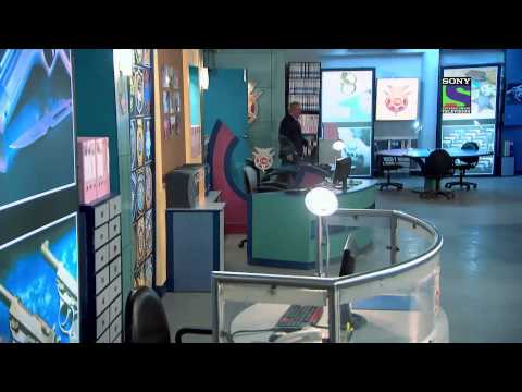 CID : Antariksh Yaan Ka Rahasya - Episode 1022 - 29th November 2013