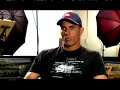 SURFER KELLY SLATER RIDES ANIMATED WAVE SURFER KELLY SLATER RIDES ANIMATED WAVE