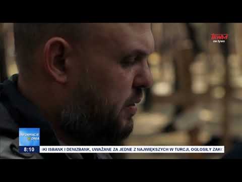 Papieski jałmużnik przebywa na Ukrainie. Modlił się nad grobami pomordowanych Ukraińców w Iziumie