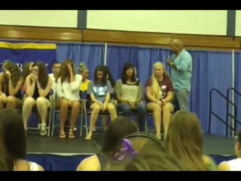 Quinnipiac Sailesh Hypnotist 2012