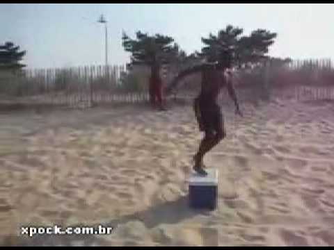 Backflip en nevera de playa