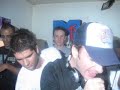 comique oui, dj non... se la pete pas mal quand m�me en mixant sur cd...on l'aime bien quand m�me !