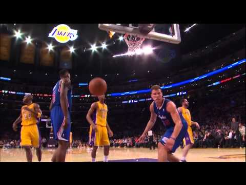 Blake Griffin Fast Break Slam, Fans Go Nuts, Kupchak Face