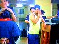 Yahir le enseña a Toña a abrazar Yahir le enseña a Toña a abrazar