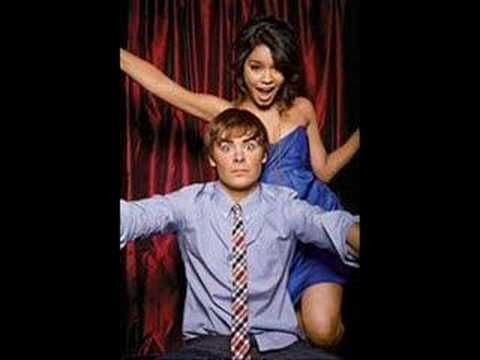 Vanessa Hudgens & Zac Effron (Love Birds)