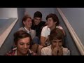 Lou – I LIKE GIRLS WHO EAT CARROTS