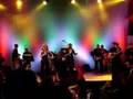 Kiuldret performing Mi Tierra