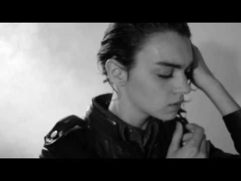 milan fashion silate - RR The Film AW.11 Directed by Naguel Rivero. General Production: UStyle Models: Magda Laguinge, Leila Pfaffen y Diedo Cantu powered by www.weloveuniverse.c...