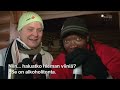 Afrikan BB juontaja saunassa Jannen kanssa