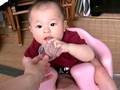 videos de baby Ghengis cap n sippy cup