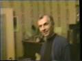 videos de Farrell in Kiev Apartment with Translator '94