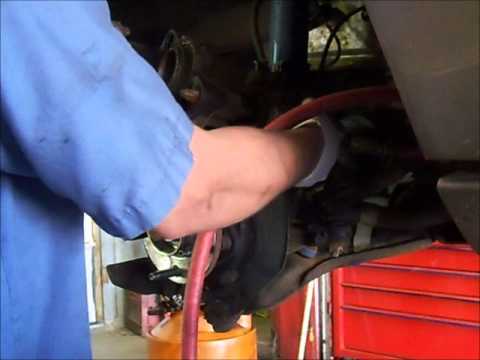 FIXING CAVALIER AND SUNFIRE AND GM CARS WITH THIS STYLE BRAKES RIGHT!