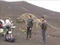 videos de Viaggio in Islanda in Vespa, scatta l'idiozia sul vulcano Hekla