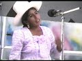 ¨ picaflor   enséñame   a  besar   las    flores ¨