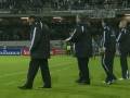 videos de Golo De Douglas, 40m, 1-2 Sobre o Benfica.