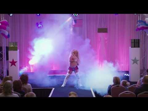 the BEST strip tease ever | House Mom Tales