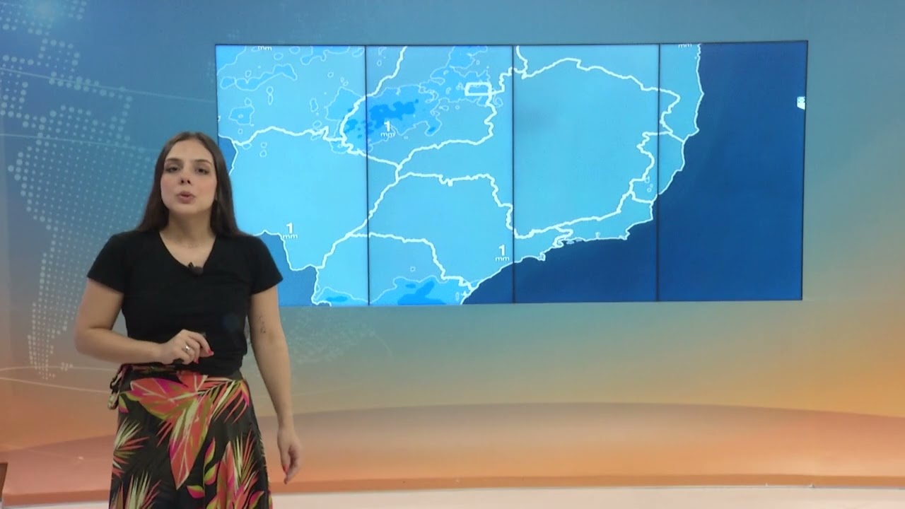 Domingo de Carnaval segue com tempo instável no sul do Brasil | 15/02/2026