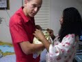 01 dia de vida com o pai todo enrolado ...