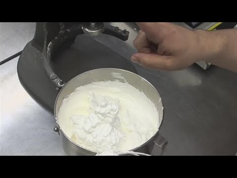 how to turn frosting into icing