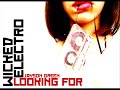 i've been looking for FREEDOM! Watch in HQ for HQ sound ;D buy this!